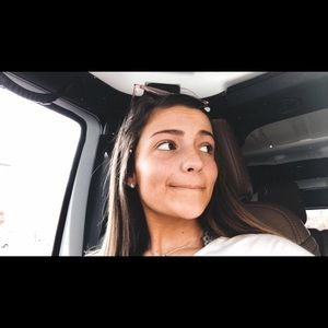 Meet your Posher, Manda